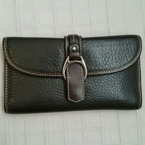 Dooney & Bourke leather wallet